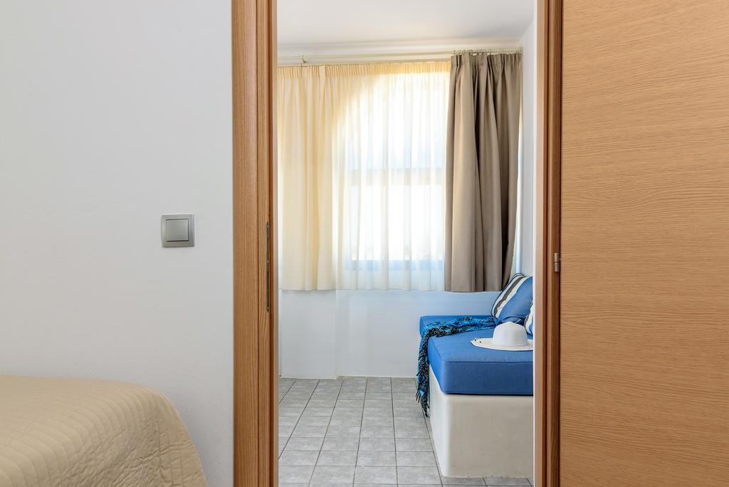 Villa George Santorini Периволос Номер фото