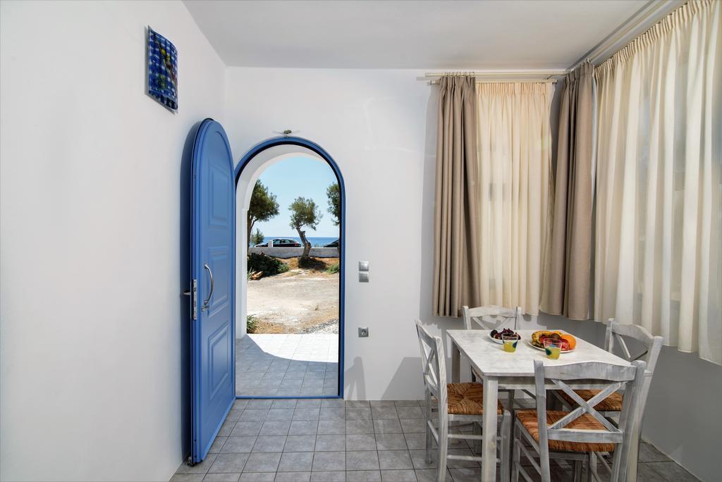 Villa George Santorini Периволос Номер фото