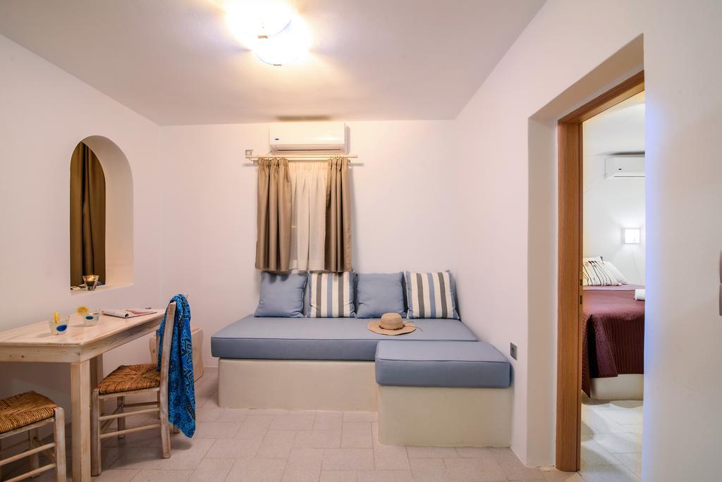Villa George Santorini Периволос Номер фото